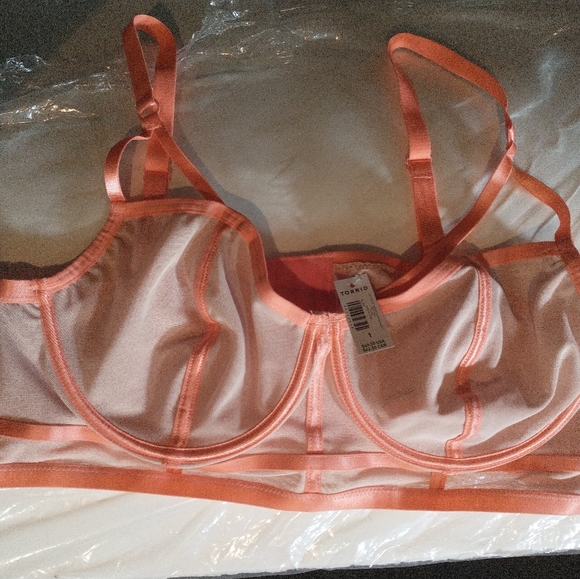 NWT Strappy Coral Mesh Torrid Longline Bralette 1x - Picture 4 of 7